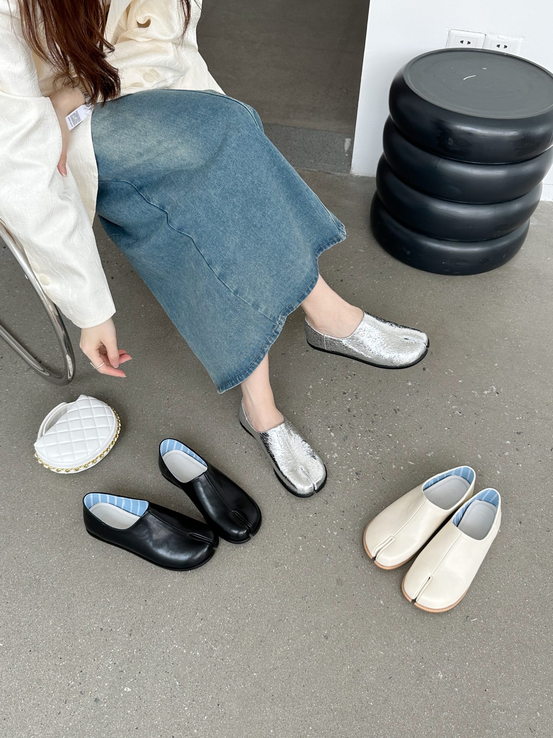 2023 Summer New Pig Hoof Split Toe Shoes for Women Silver Horse Hoof Shoes Lazy One Step Flat Low Top Slip On